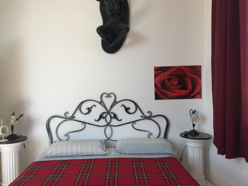 Il Bastione Duca D'Aosta Bed & Breakfast ตราปานี ภายนอก รูปภาพ